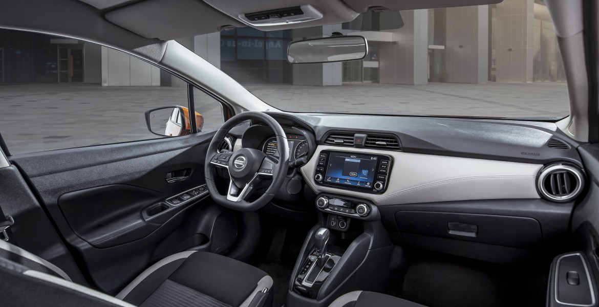 nissan almera