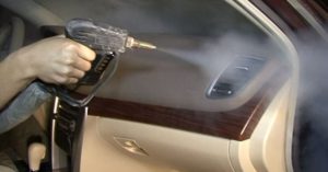 Lý do nên vệ sinh điều hòa ô tô