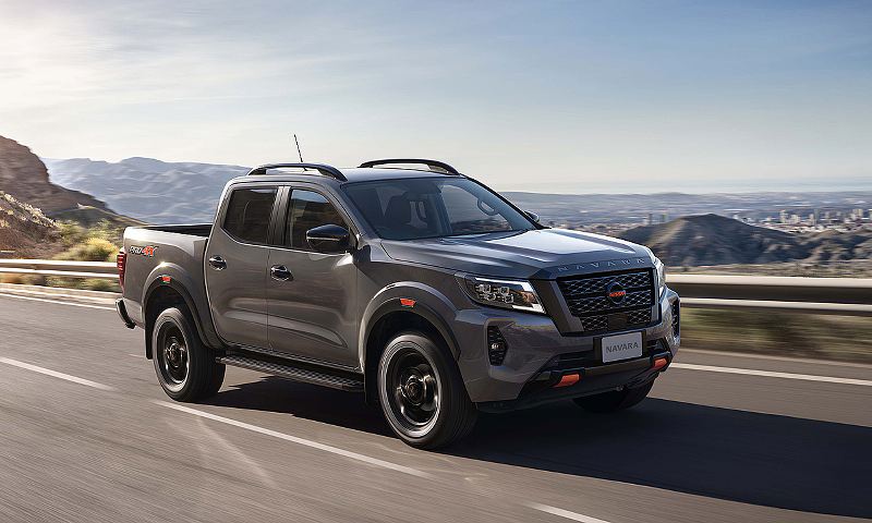 Nissan Navara - vừa đi chơi vừa đi làm