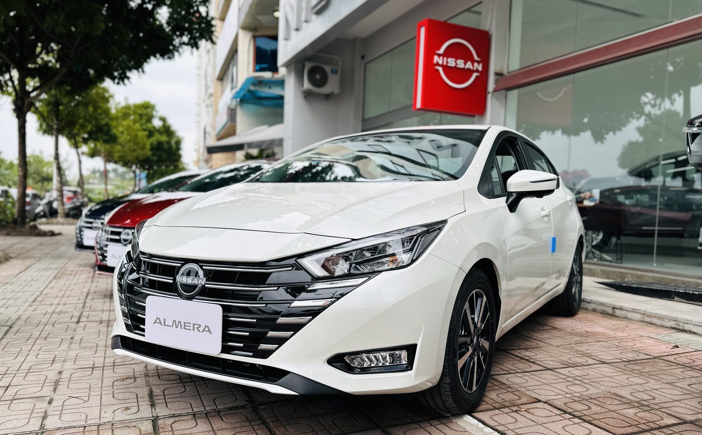 Nissan Almera 2026: Giá Lăn Bánh Hà Nội, Hải Phòng, Tỉnh & Trả Góp Bao Nhiêu? 1 giá lăn bánh nissan almera