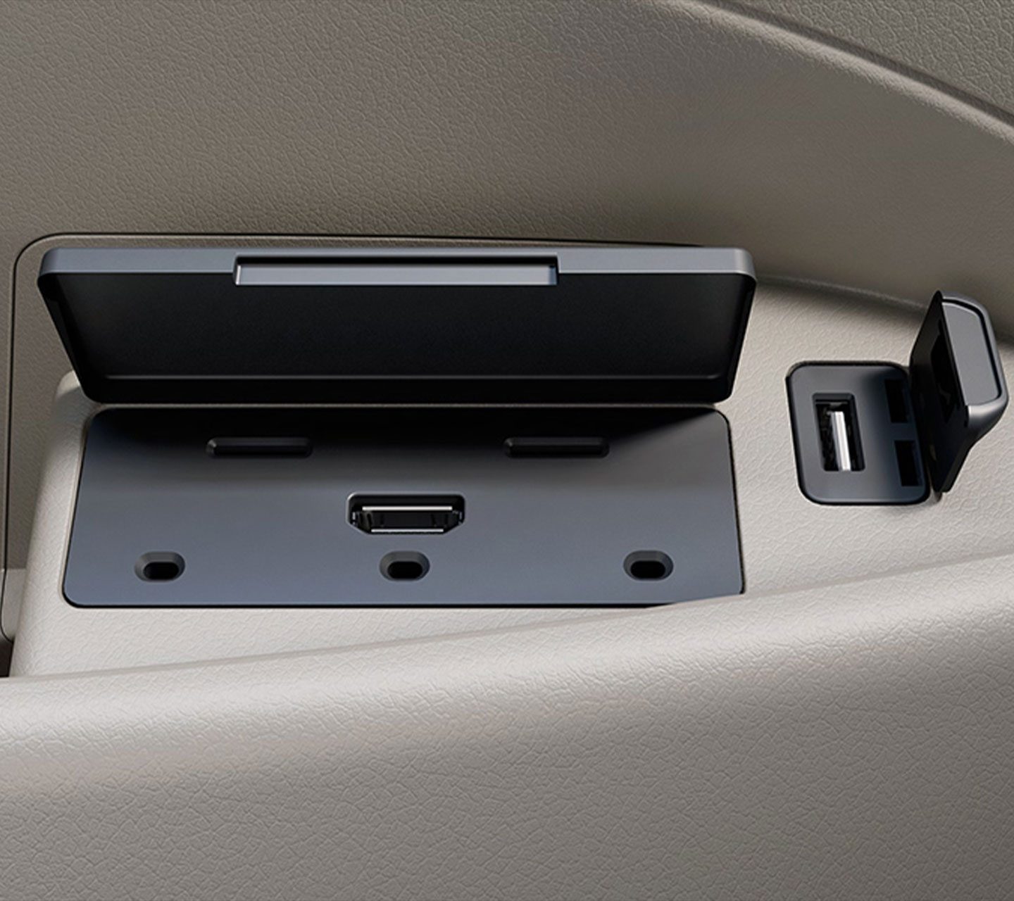 Nissan Terra 23 HDMI PORT gallery