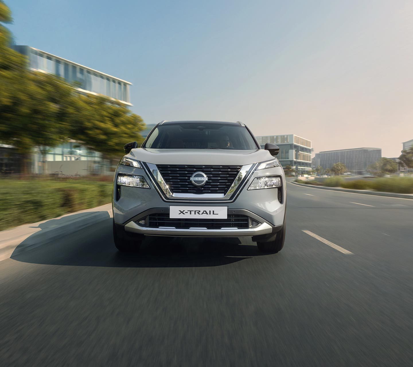 Nissan X-Trail 4 V Motion Grille gallery