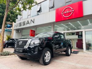 navara el black exterior 01